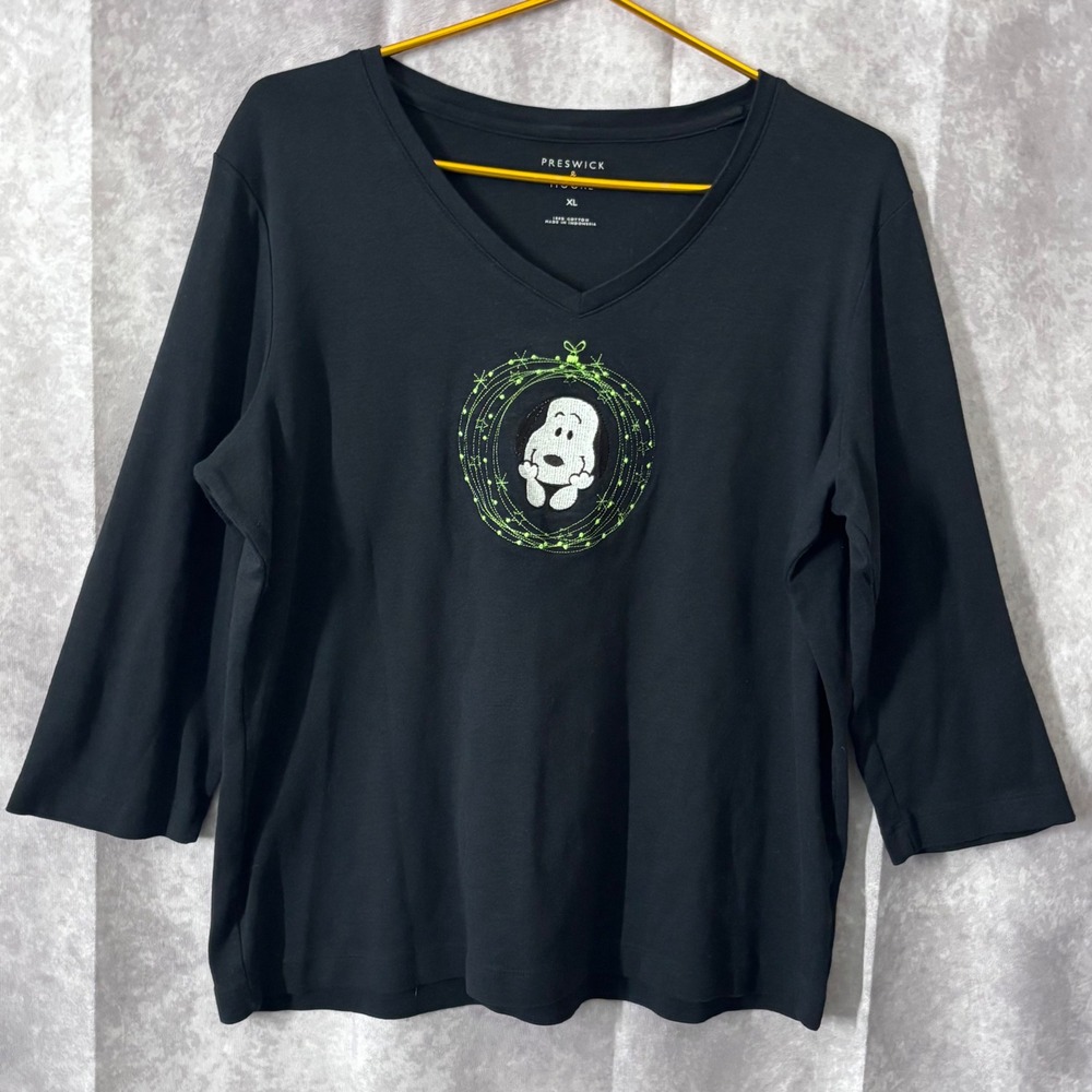 Preswick & Moore Embroider Snoopy Graphic Sweater Womens XL Black Festive Casual